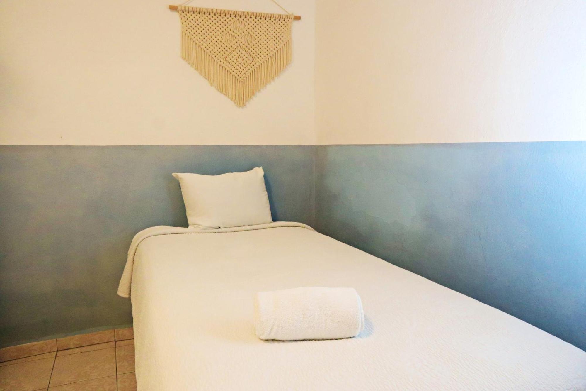Hotel Olas Altas Бусериас Экстерьер фото